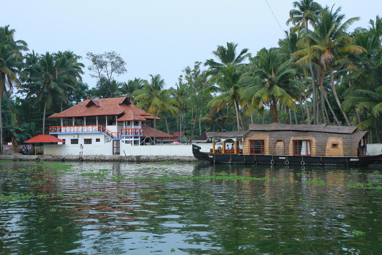 Chaandhni Lake View Hotel Alappuzha Zewnętrze zdjęcie